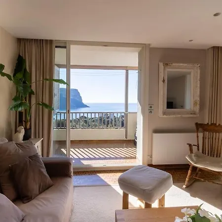 Spacieux Avec Vue Panoramique דירה